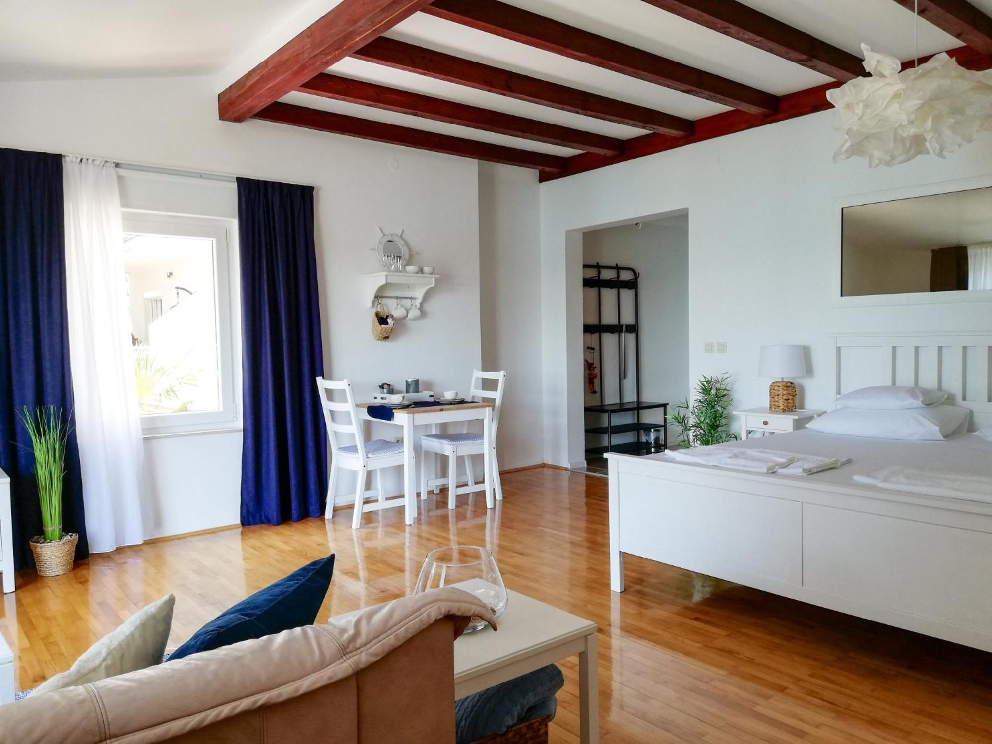 Bed & Breakfast Pansion Rade Hotel Pirovac Bilik gambar