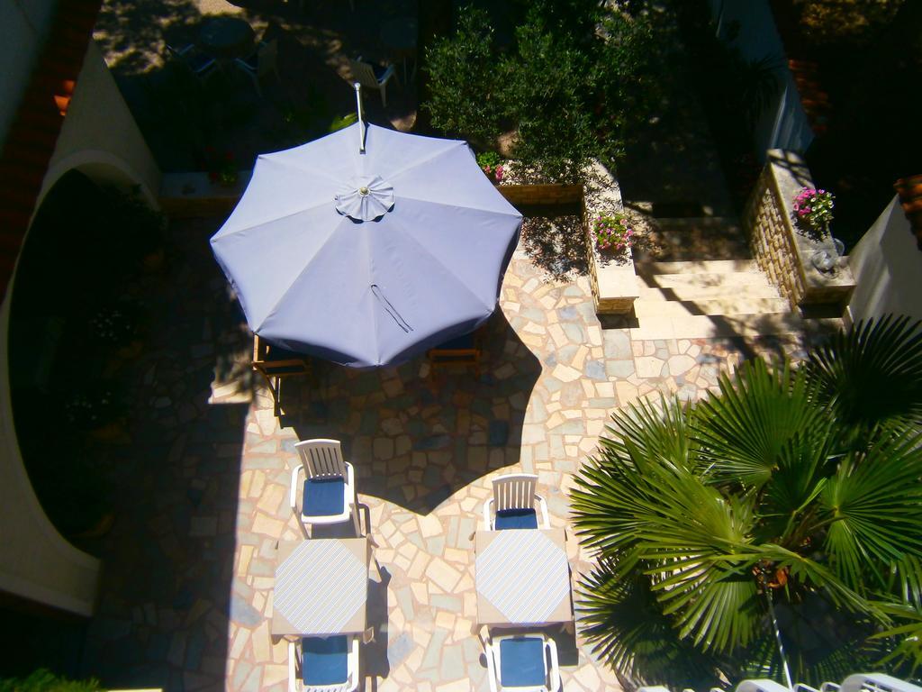 Bed & Breakfast Pansion Rade Hotel Pirovac Luaran gambar