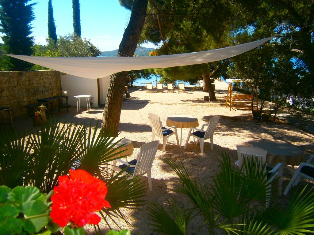 Bed & Breakfast Pansion Rade Hotel Pirovac Luaran gambar