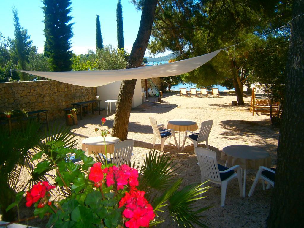 Bed & Breakfast Pansion Rade Hotel Pirovac Luaran gambar